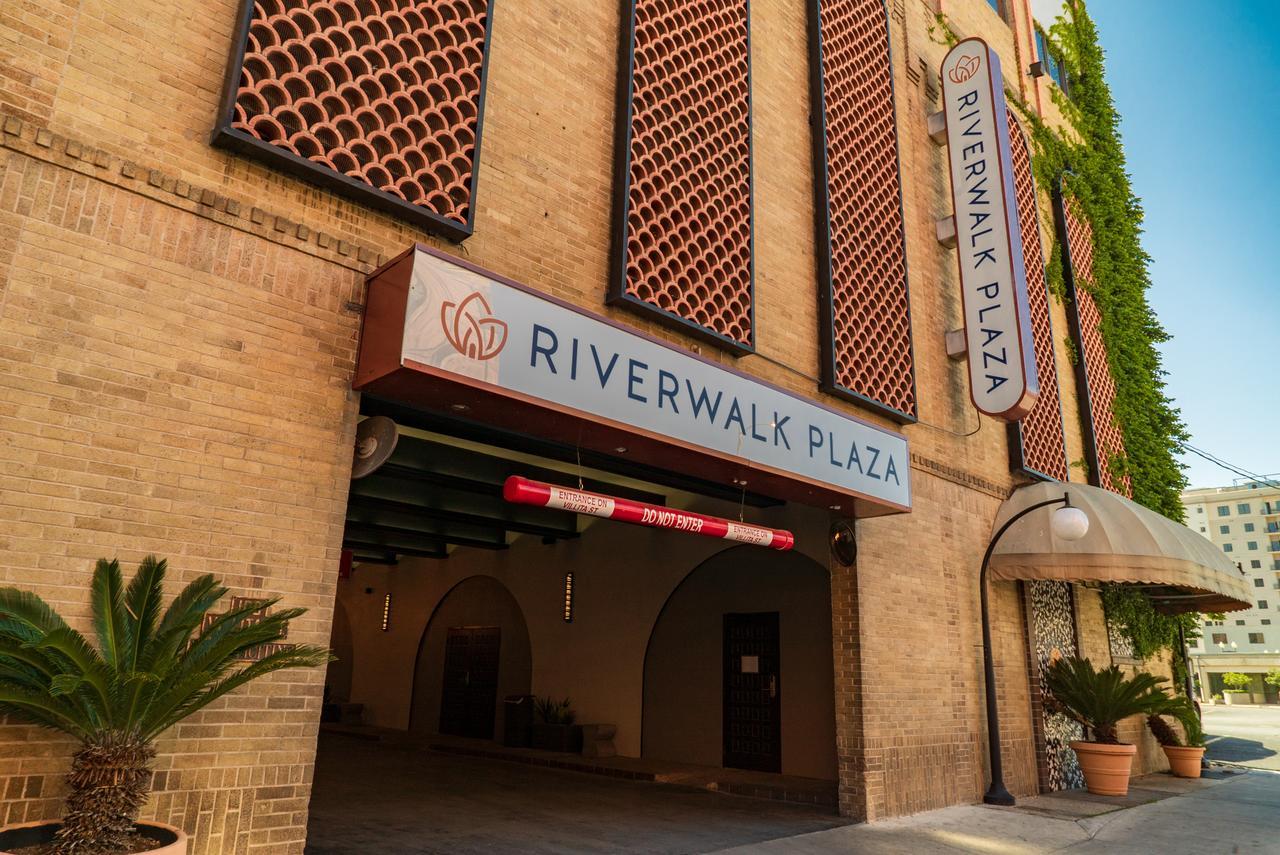 Riverwalk Plaza Hotel San Antonio Esterno foto